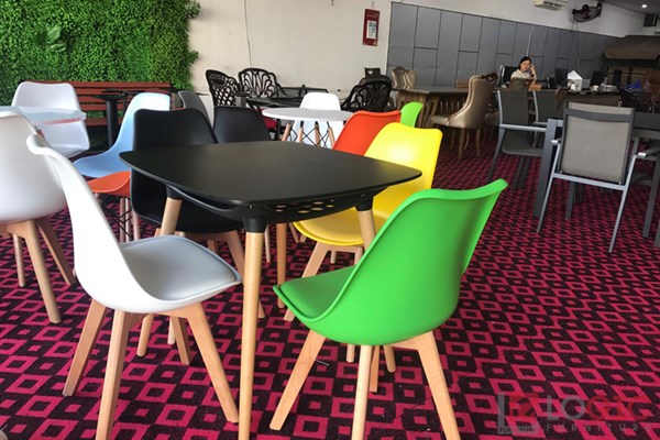 Bàn cafe Eames 2 tầng màu đen BE-8080B