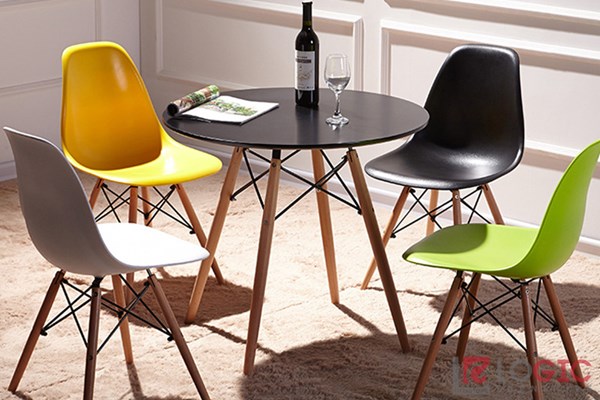 Ghế Eames E01